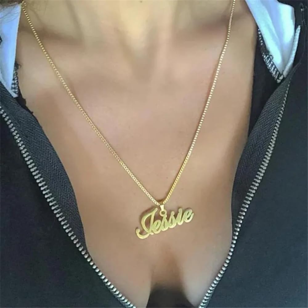 Personalized Name Pendant Necklace with Box Chain – Cursive Nameplate