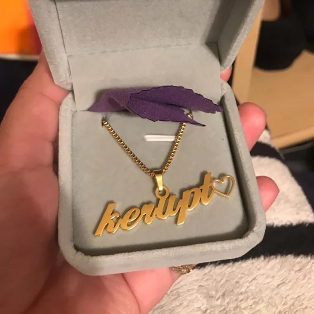 Personalized Name Pendant Necklace with Box Chain – Cursive Nameplate